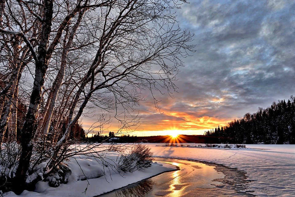 Immagine di paesaggio innevato Natale